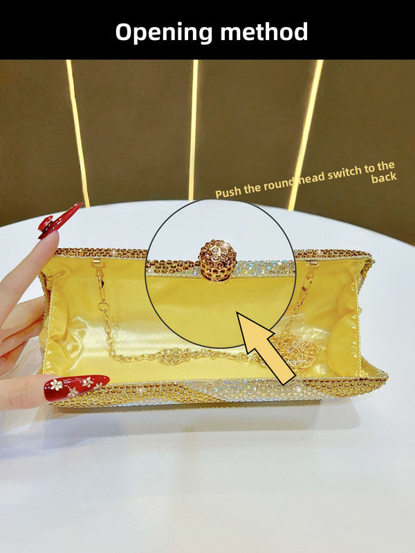 The Celeste Crystal Clutch – Gold